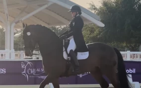 Pallplassering til rytter uten sporer og førsteplass til norske Isabel Freese i Doha