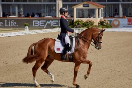 Charlotte Dujardin midlertidig suspendert i seks måneder av FEI