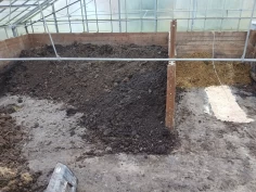 Rideklubben selger hestekompost: – Vi får solgt unna alt