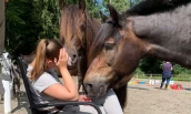 Terapi med hest er nyttig i behandling av psykiske lidelser og rusproblemer