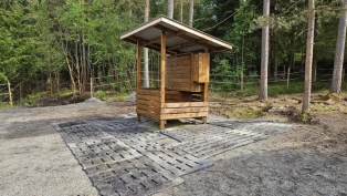 Fôring utendørs del 4: Hjemmebygget automat gir Bente frihet i hverdagen